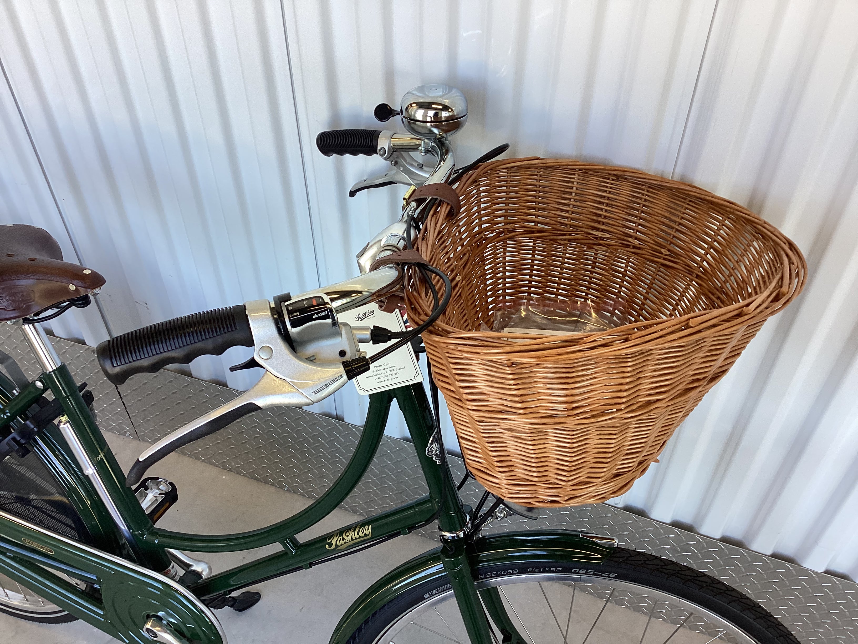 Pashley basket store